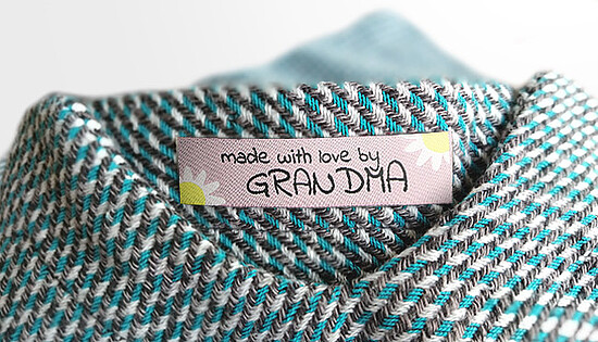 How to Attach a Logo Label
